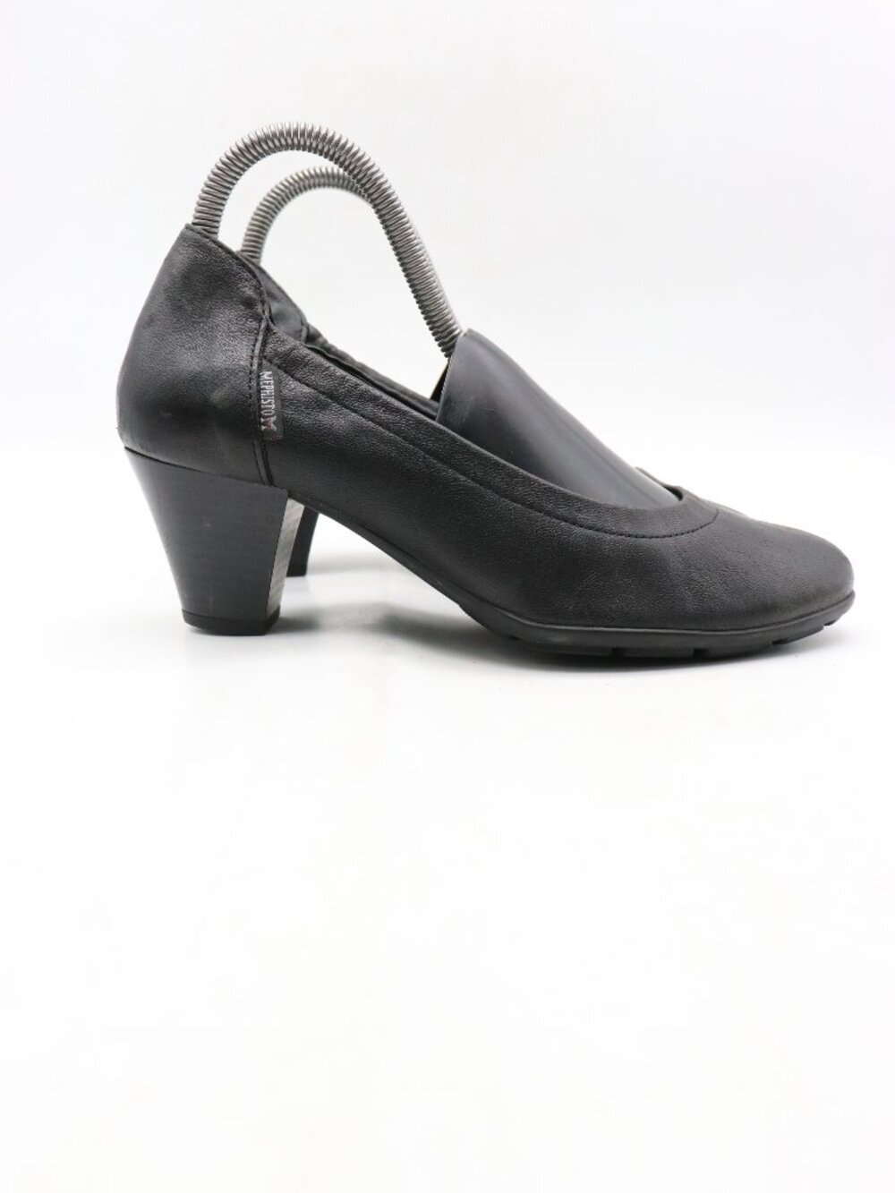 Mephisto Pump Women's Size 7.5 Black Leather Block Heel Round Toe Heels Shoes